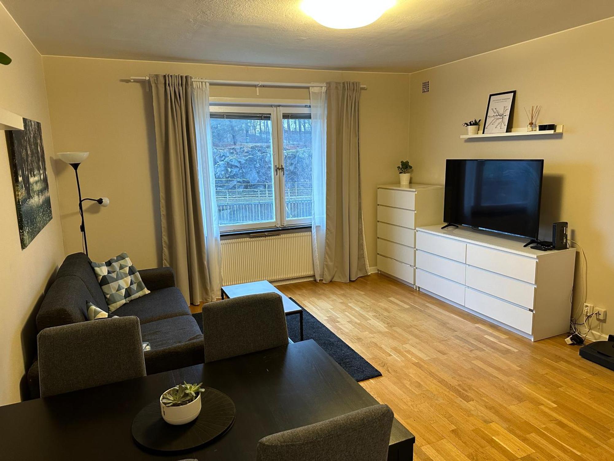 Flatin Erbjuder Laegenheter I Soedra Apartment Stockholm